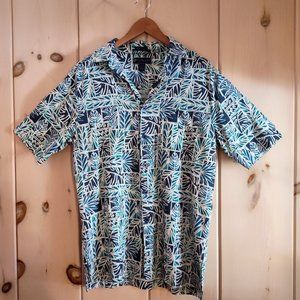 Weekender Casual Lifestyle Luau Edition Button-up T-shirt